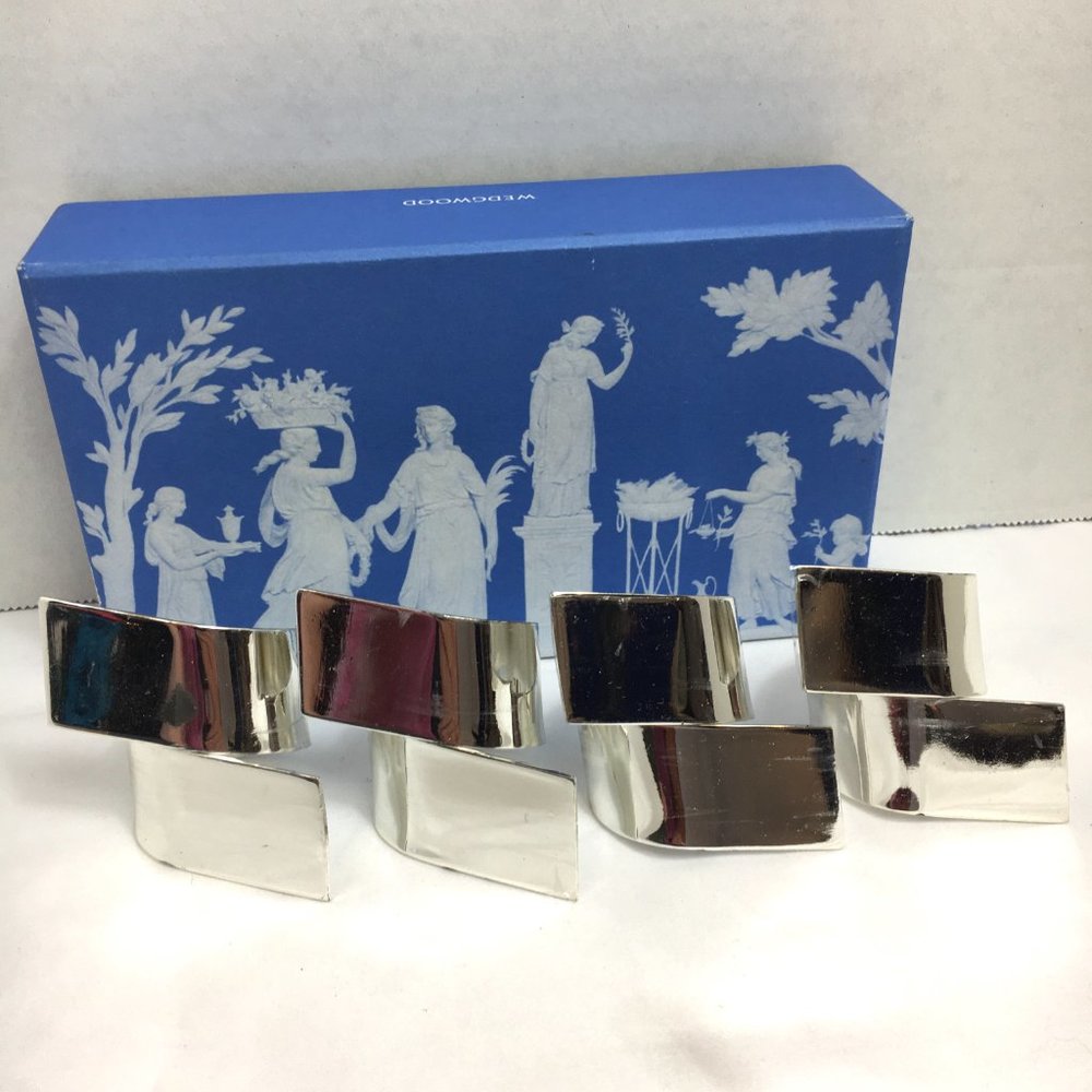* Wedgewood Silver Abstract Contempory Napkin Rings Set of 4 NWT
